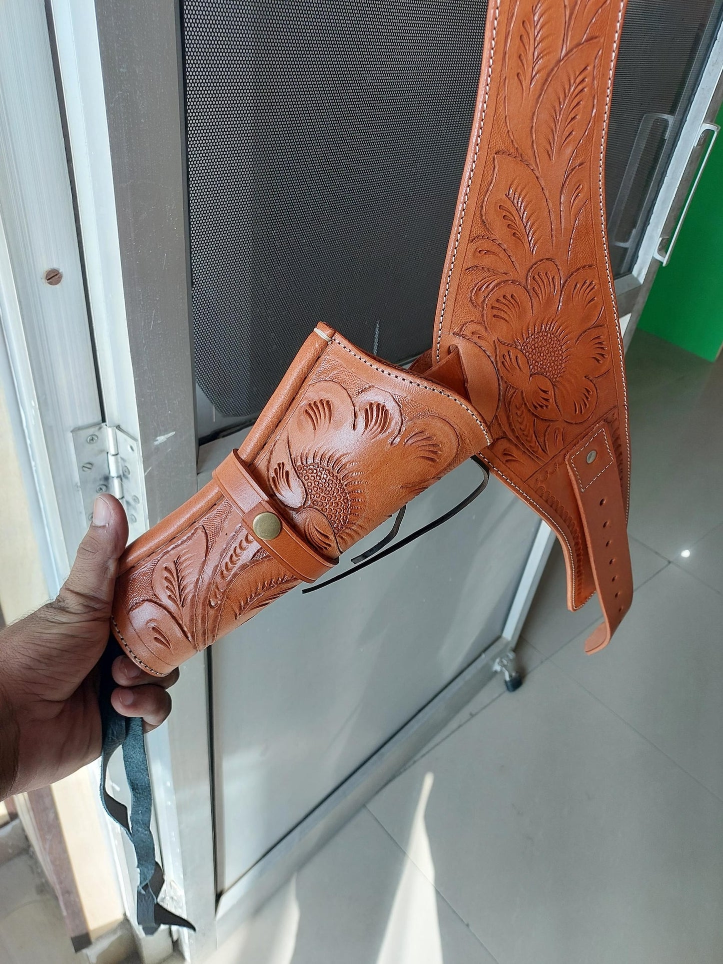 Handmade Western Leather Revolver Holster with Belt – Fits 3-5" to 8-9" Barrel – .22, .38/357, .44/45 Cal – Cowboy Style Tooled Rig