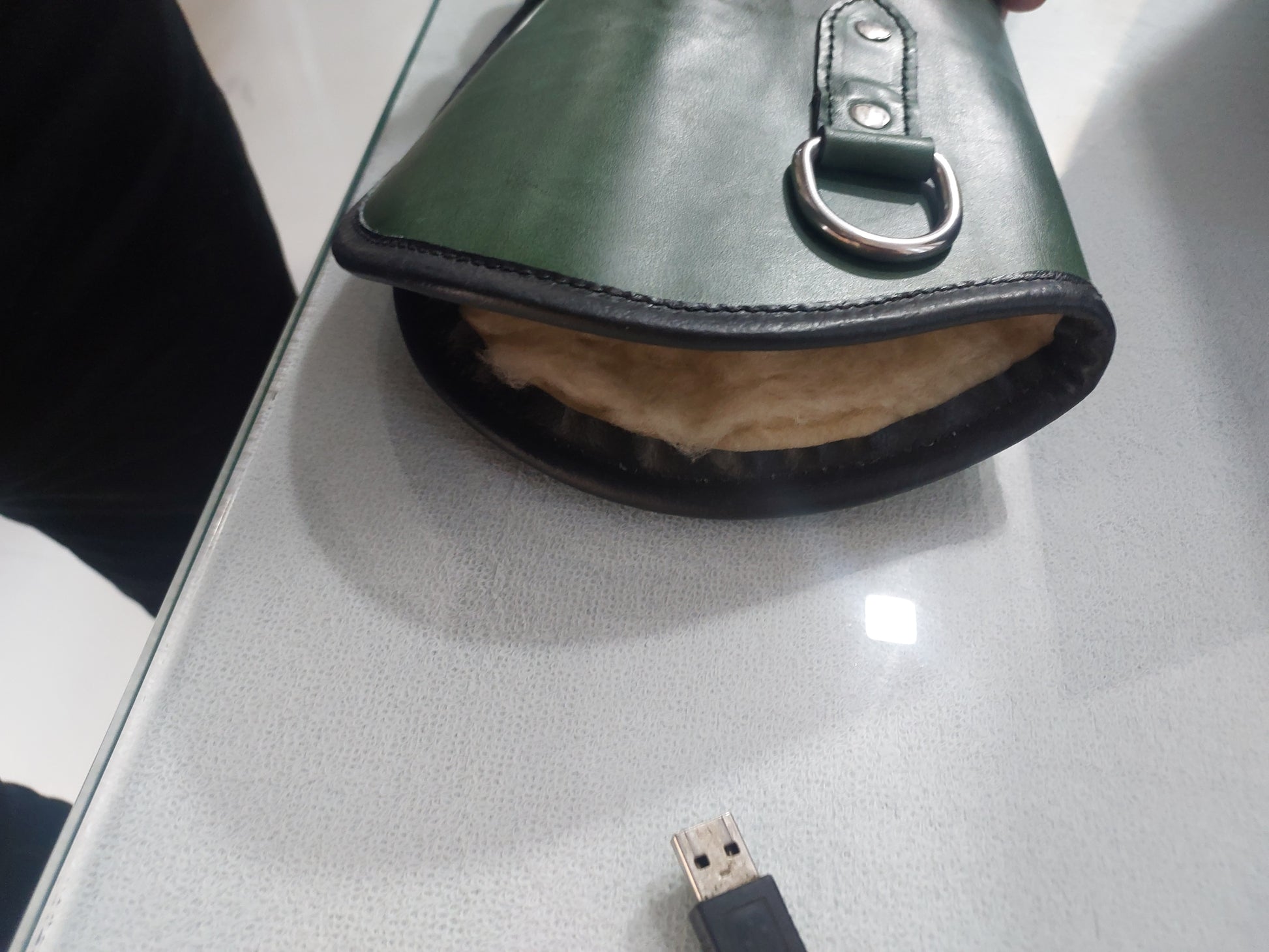 33-inch Army Green Western Leather Rifle Scabbard – Full Grain Leather Gun Case with Adjustable Strap – Fits Henry, Marlin, Winchester Lever Action Rifles