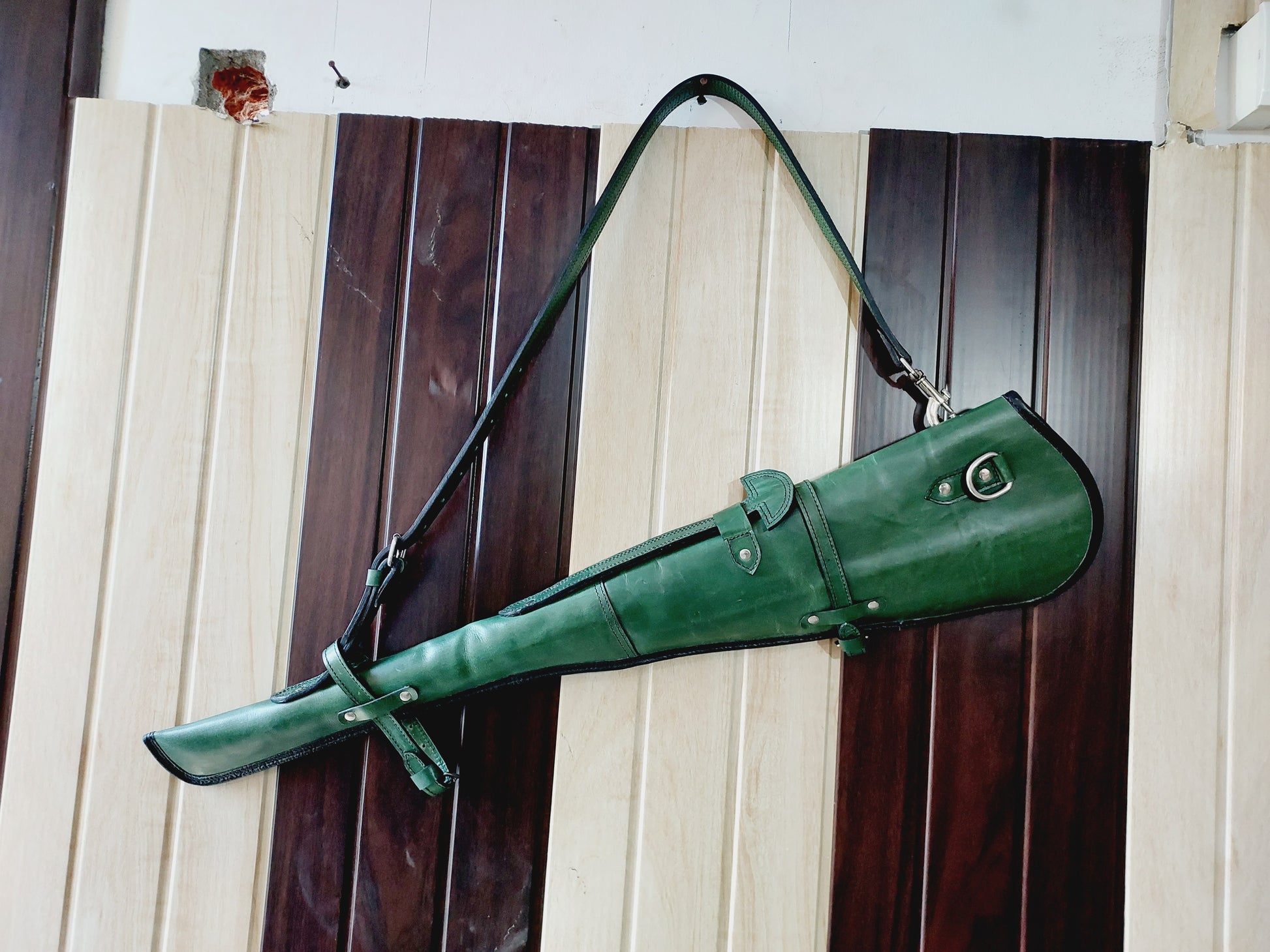 33-inch Army Green Western Leather Rifle Scabbard – Full Grain Leather Gun Case with Adjustable Strap – Fits Henry, Marlin, Winchester Lever Action Rifles