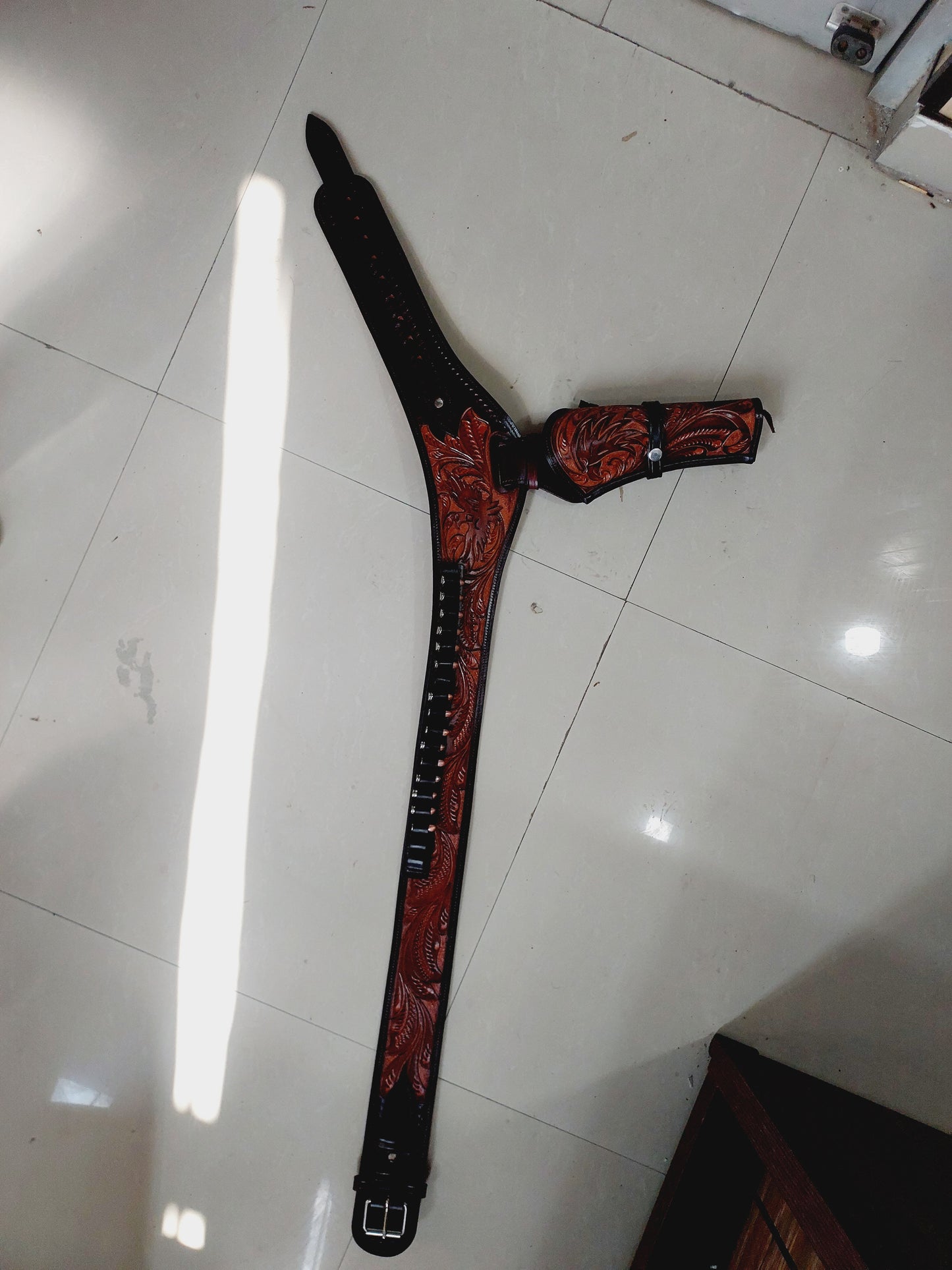 Western Gun Holster with Belt – Handmade Leather Holster for Revolvers – Fits 4" to 6.5" Barrel – Cowboy Fast Draw Style – Right Hand Draw- Brown