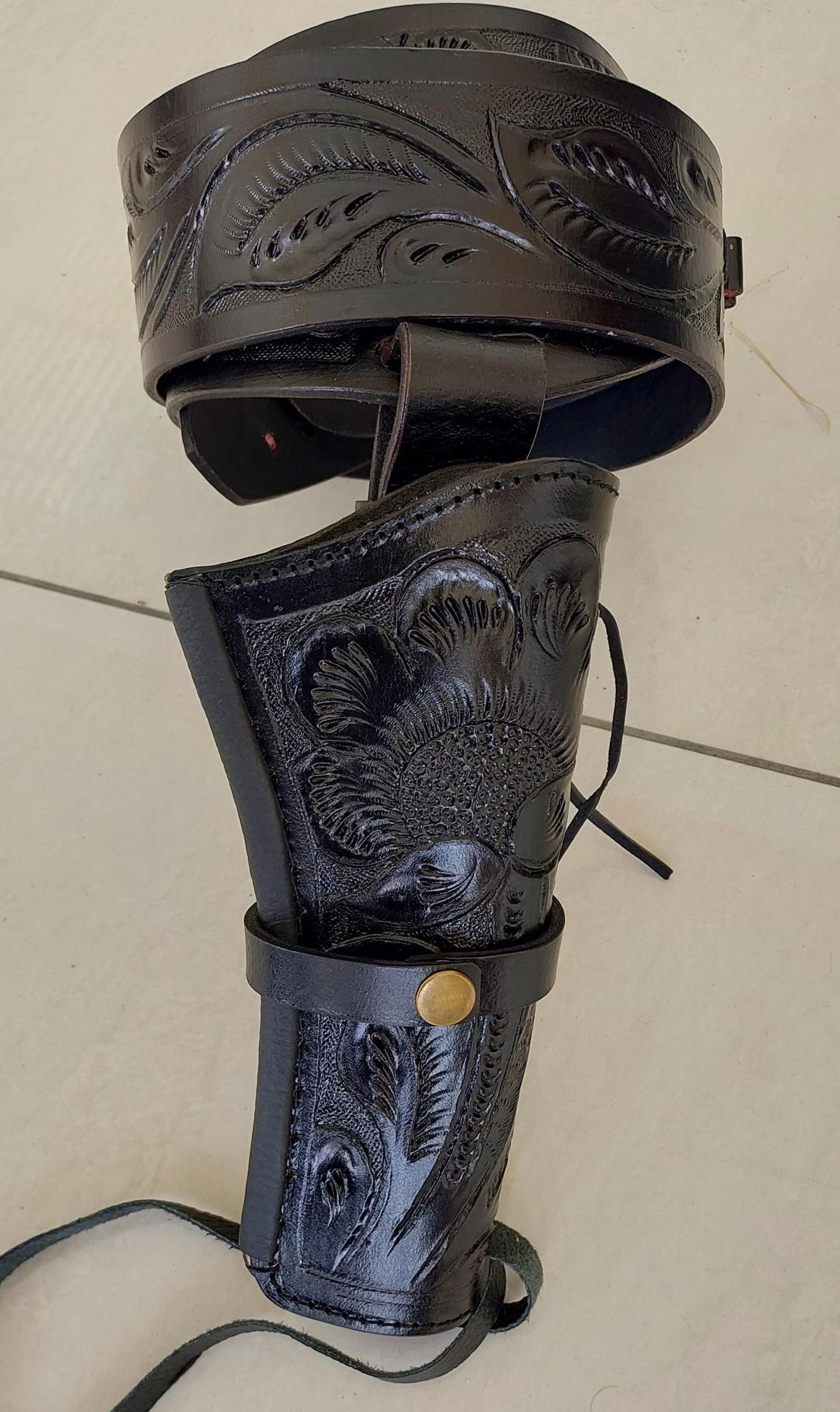 Handmade Western Leather Gun Holster & Belt – Tooled Cowboy Style – Fits .44/45 Cal – Old West Gift for Him – Christmas Special