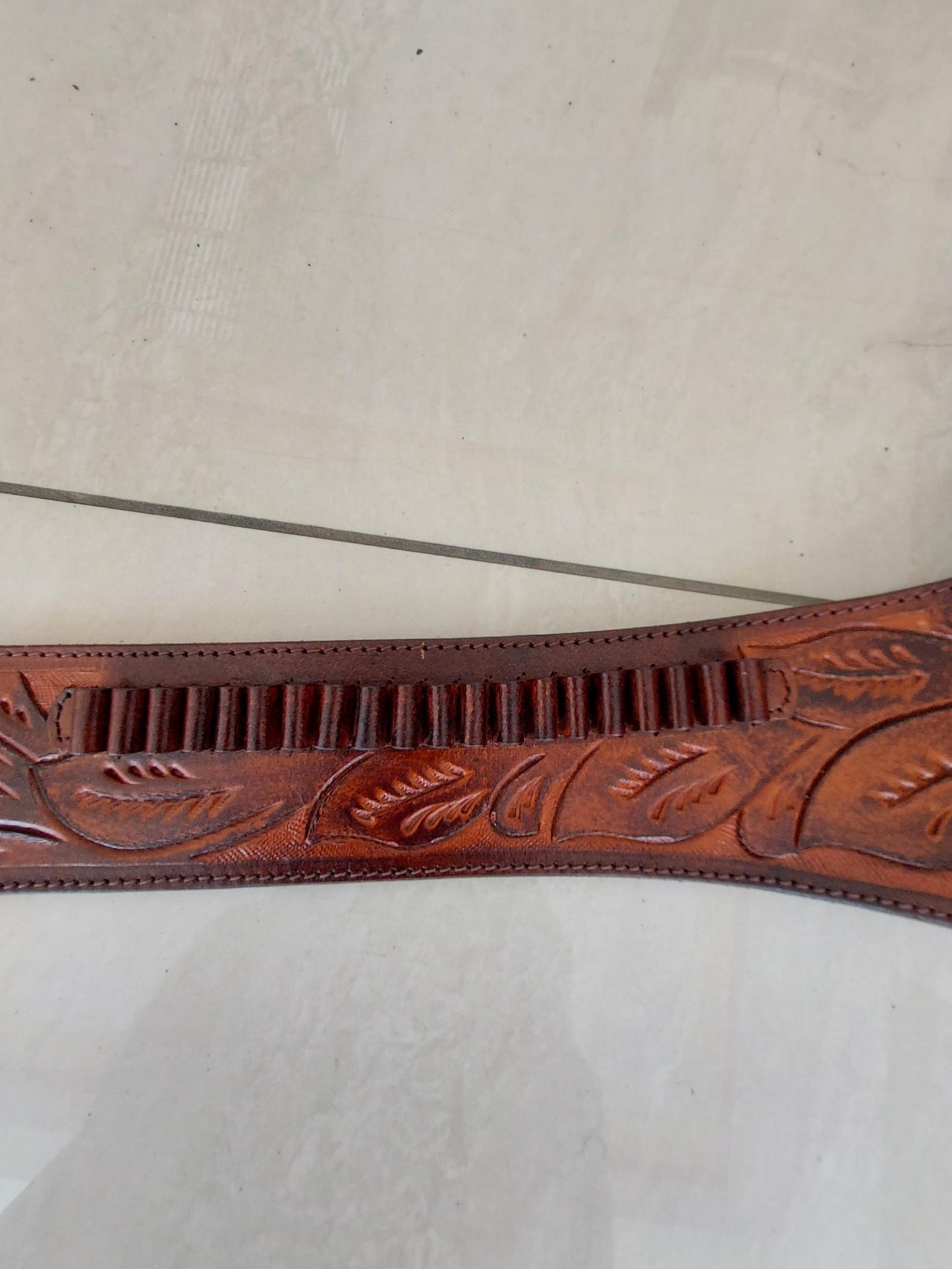 Handmade Tooled Leather Western Gun Holster & Belt – Cowboy Style – Fits .22, .38/357, .44./45 Caliber Revolvers