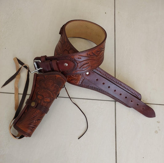 Handmade Tooled Leather Western Gun Holster & Belt – Cowboy Style – Fits .22, .38/357, .44./45 Caliber Revolvers