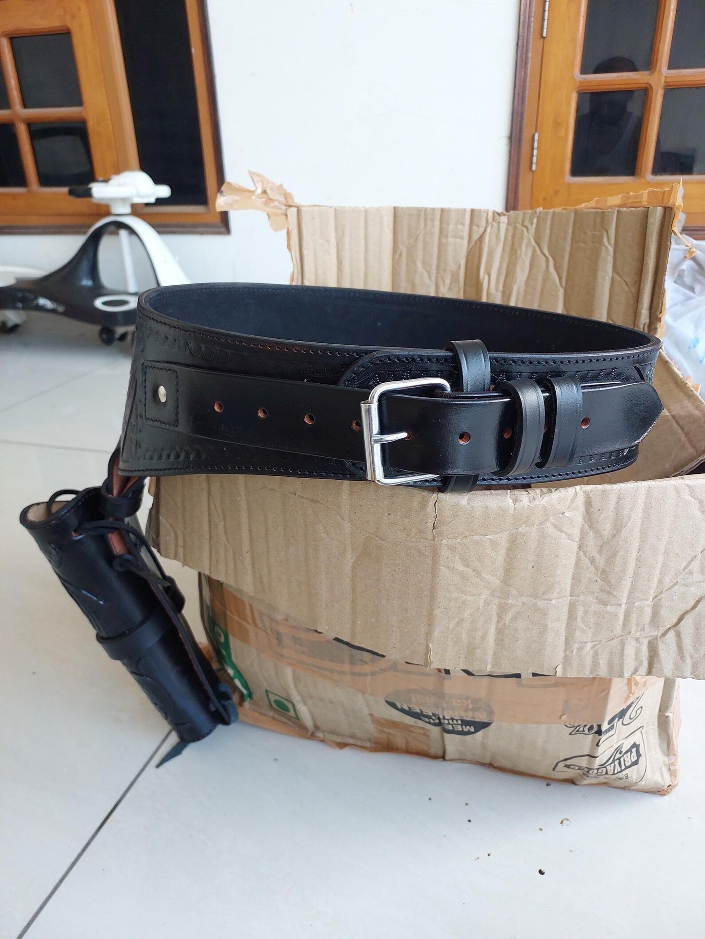 Handmade Western Gun Holster Belt – Black Premium Leather – Fits .22, .38/357, .44/45 Cal Revolvers – 3.5” to 8.9” Barrel – Cowboy Style