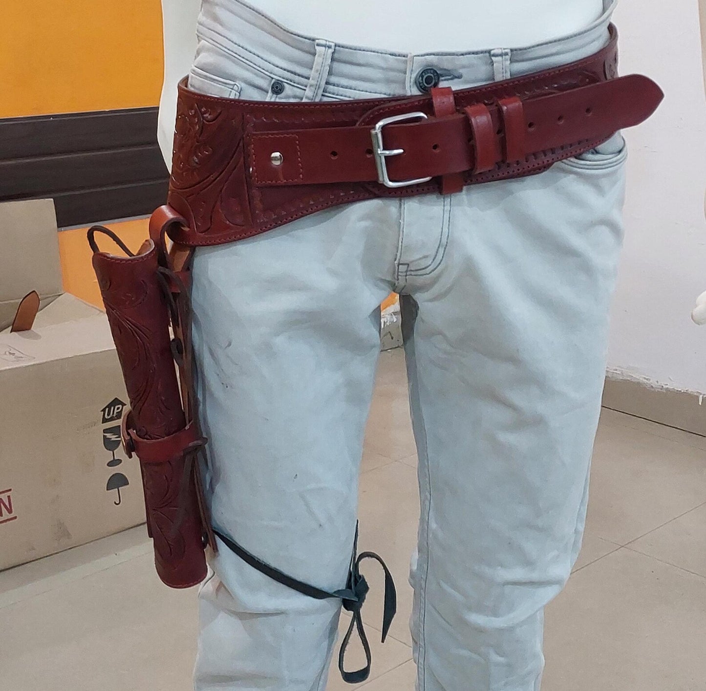 Custom Handmade Leather Revolver Holster Belt – Dual Color – Western Cowboy Style – Fits .22 .38/357 .44/45 Cal