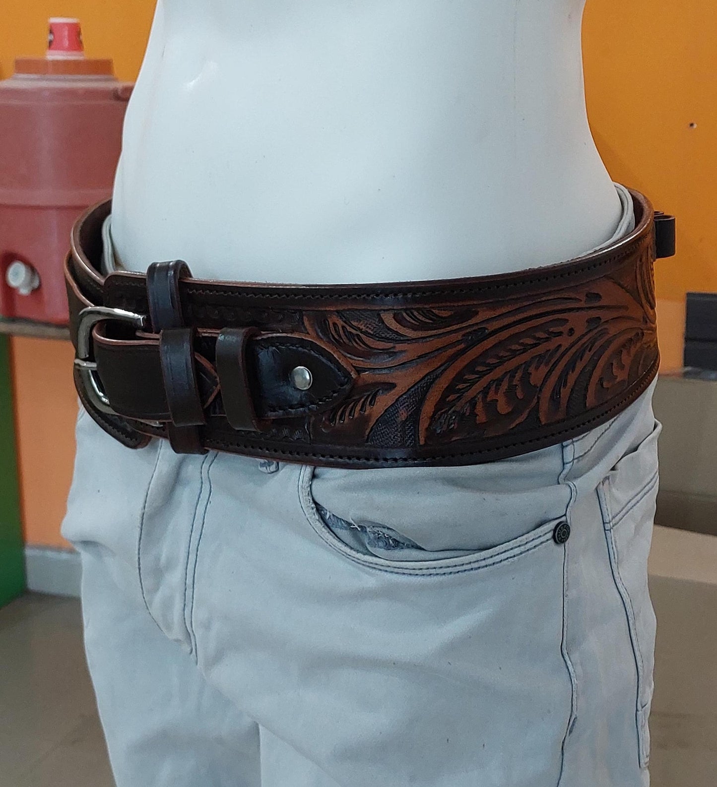 Western Gun Cartridge Holder Belt – Handmade Leather Ammo Holder – Fits .22 .38/357 .44/45 Cal – Cowboy Style