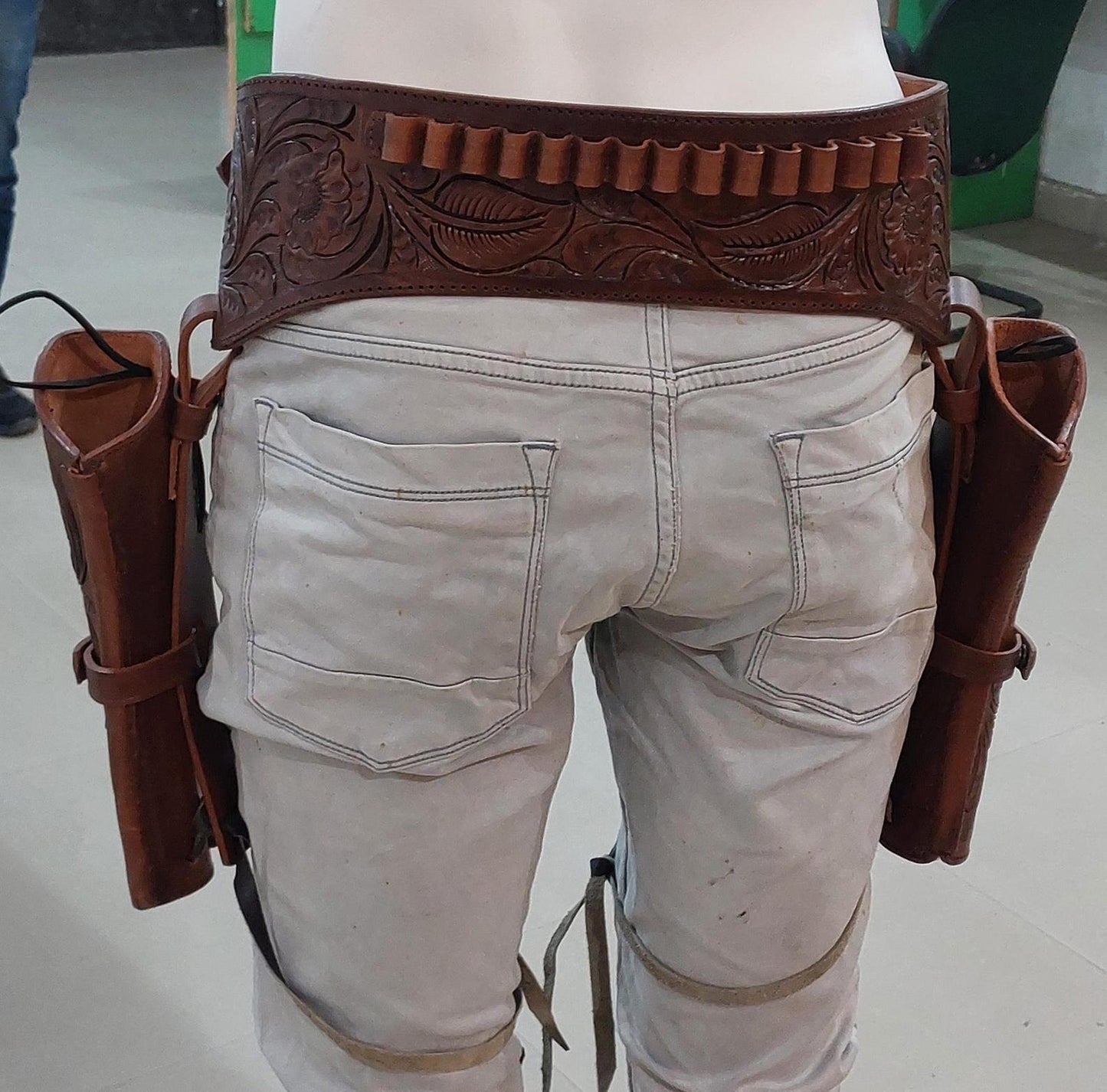 Western Cowboy Dual Cross Draw Gun Holster with Belt – Hand Tooled Leather – Fits 7" Barrel Revolvers – .22, .38/357, .44/45 Cal