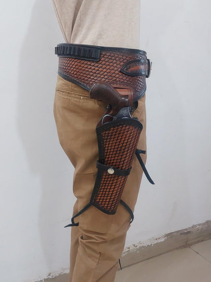 Handcrafted Western Leather Gun Holster & Belt – Right Hand Draw – Fits 3.4" to 8.9" Revolver – .22 .38/357 .44/45 Cal – Cowboy Style