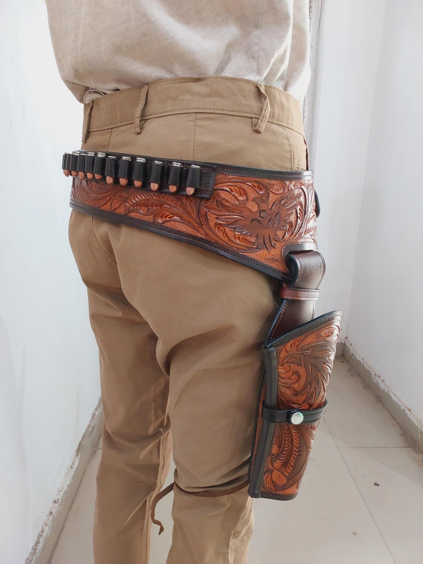 Cowboy Western Leather Gun Holster with Belt – Right Hand Draw – Handmade – Fits 3-4" to 8-9" Barrel Revolver – .22, .38/357, .44/45 Cal