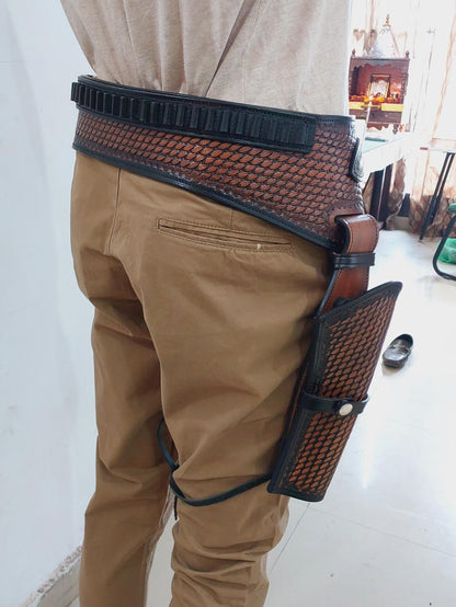 Western Gun Holster with Belt – Handmade Leather Holster for Revolvers – Fits 4" to 6.5" Barrel – Cowboy Fast Draw Style – Right Hand Draw